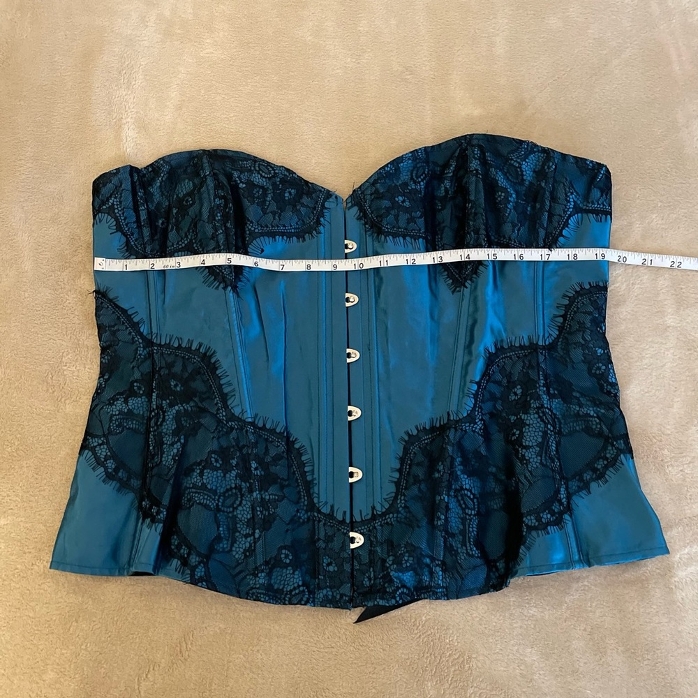 Adore Me Lace Bustier - Size 6XL - Picture 2 of 7